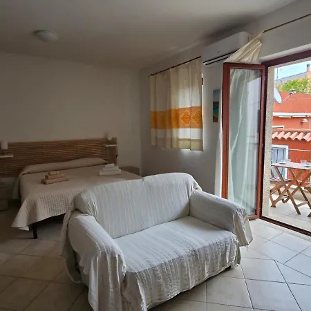 Διαμέρισμα Monolocale In Centro Con Parcheggio Privato! Palau
