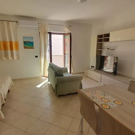 Apartment Monolocale In Centro Con Parcheggio Privato Palau