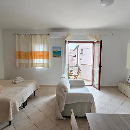 Apartamento Monolocale In Centro Con Parcheggio Privato!